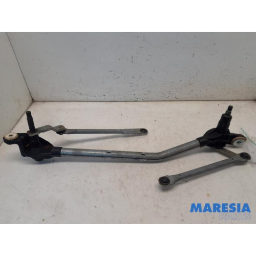 Renault - Megane - Wiper mechanism