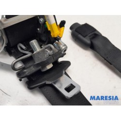 Lancia - Delta - Front seatbelt, right