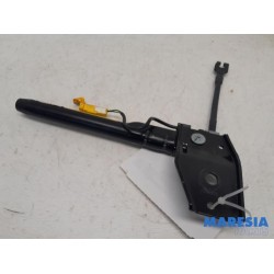 Lancia - Delta - Seatbelt tensioner, right