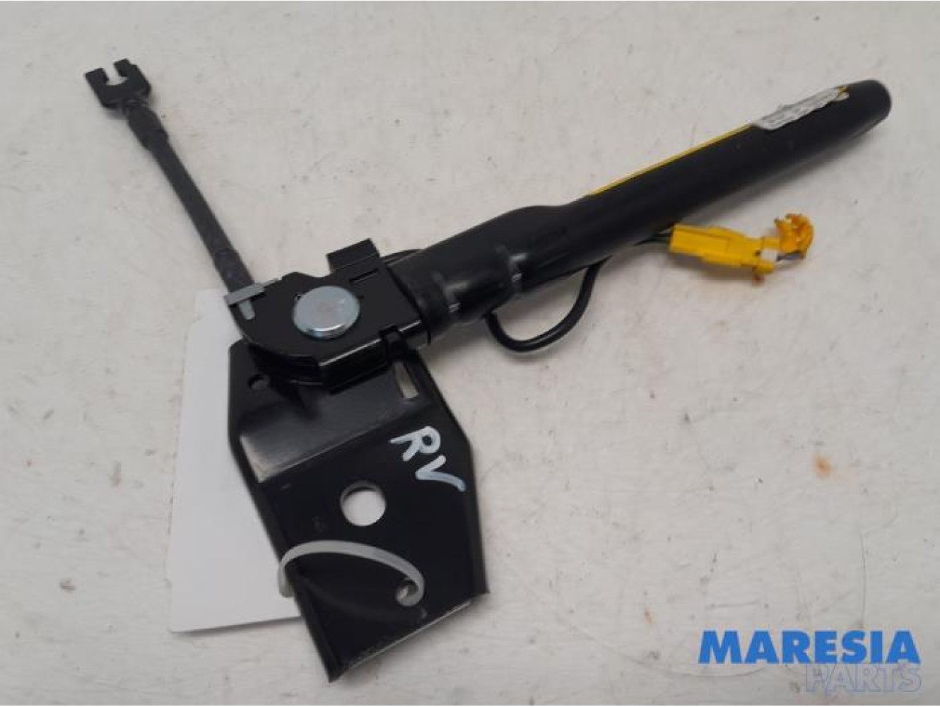 Lancia - Delta - Seatbelt tensioner, right