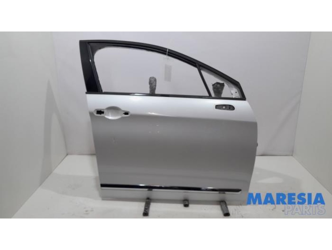 Citroen - C5 - Front door 4-door, right