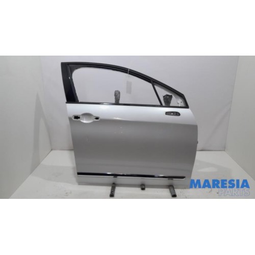 Citroen - C5 - Front door 4-door, right