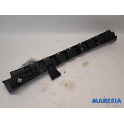 Lancia - Delta - Rear bumper frame