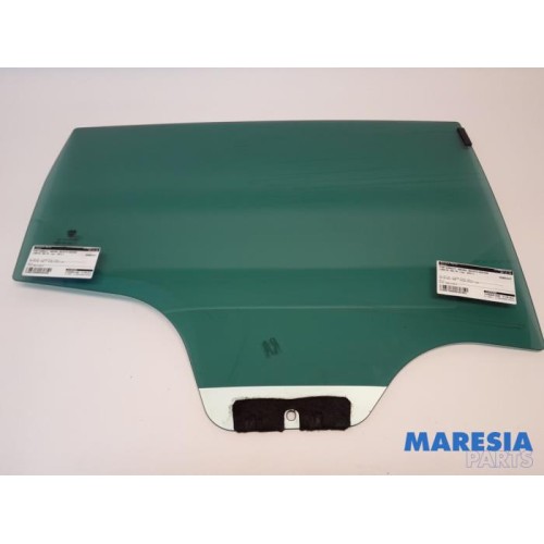 Lancia - Delta - Rear door window 4-door door, rear right