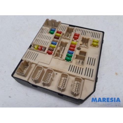 Renault - Megane - Fuse box