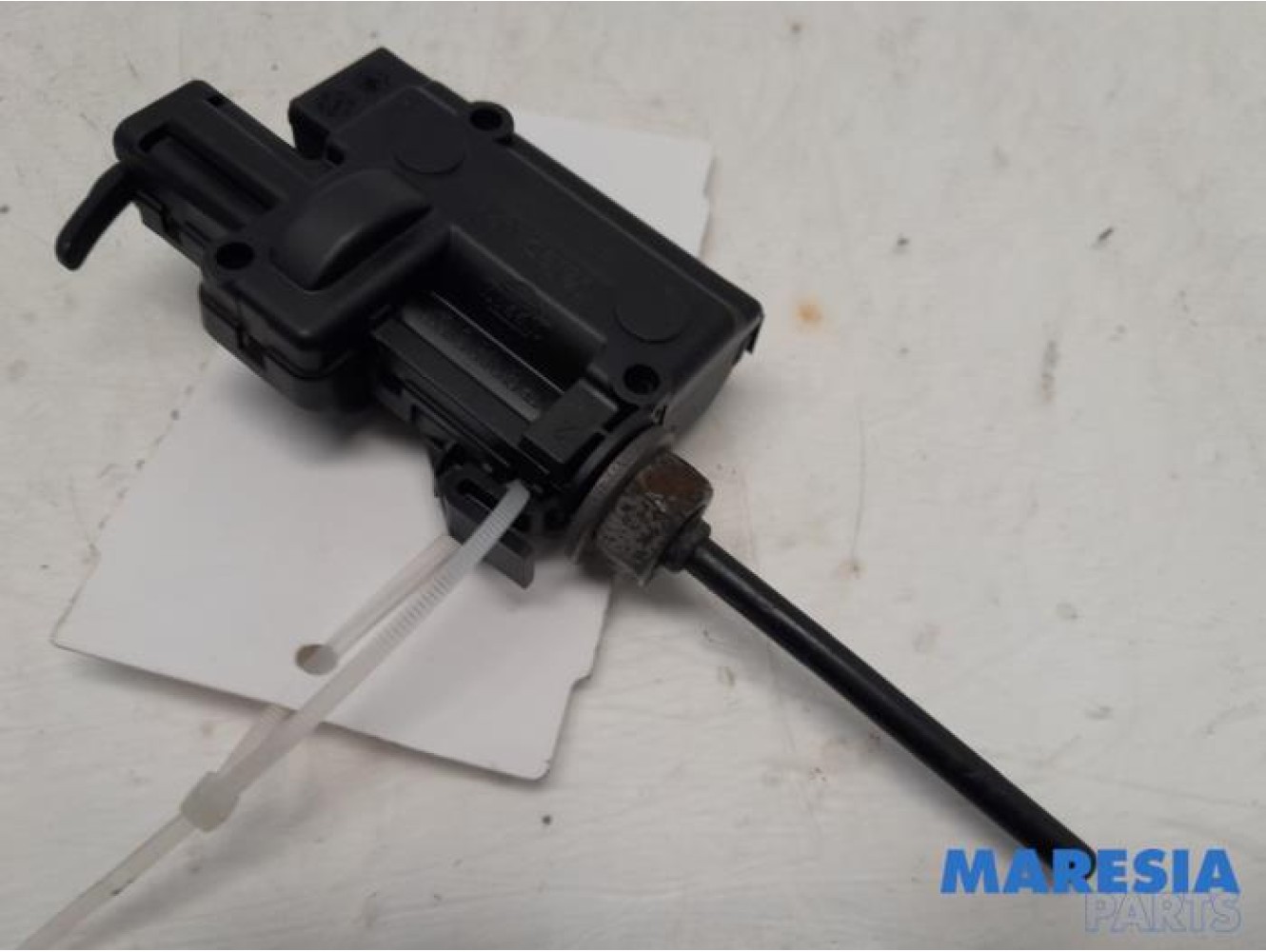 Renault - Megane - Tank flap lock motor