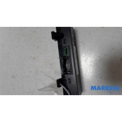 Citroen - C4 Cactus - Phone module
