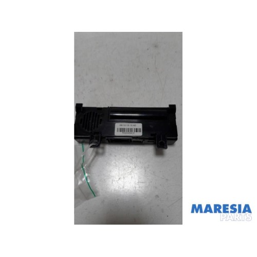 Citroen - C4 Cactus - Phone module