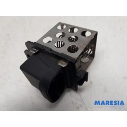 Renault - Megane - Cooling fan resistor
