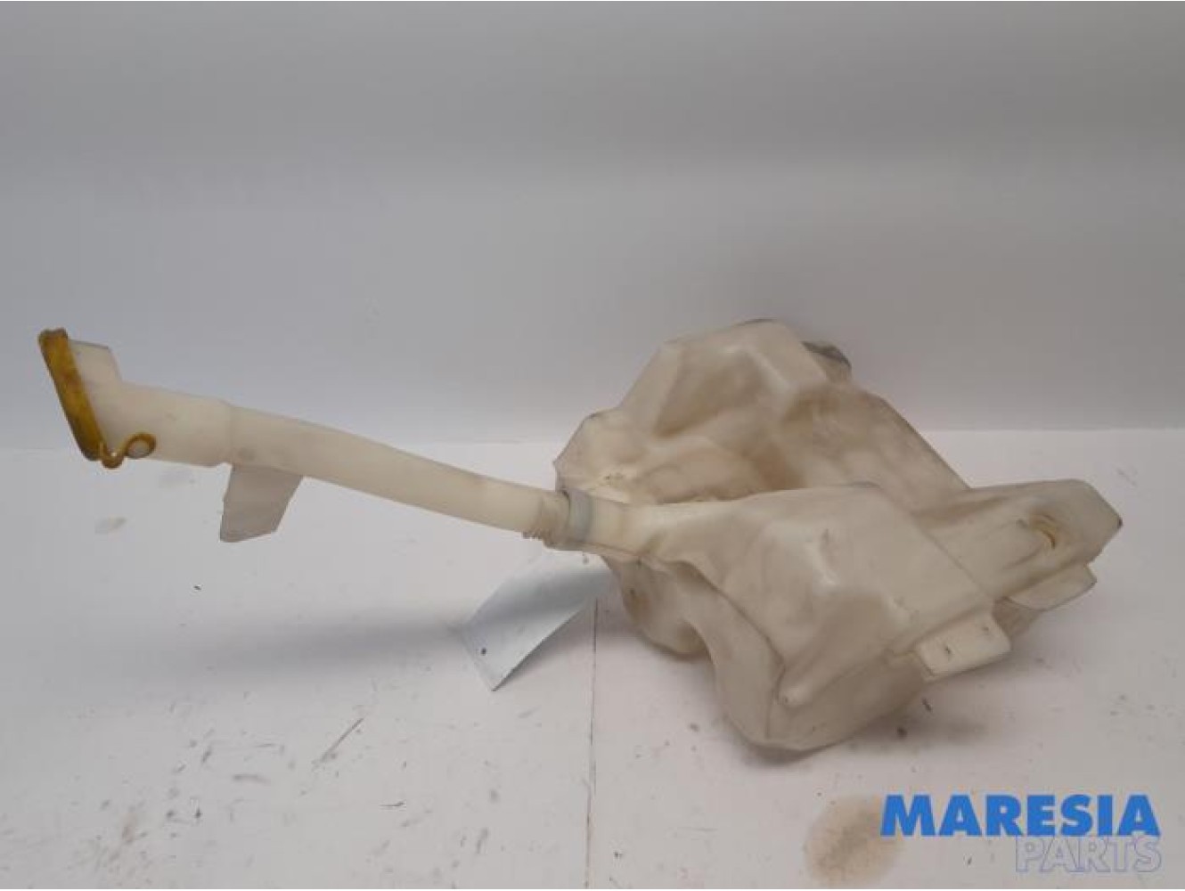 Renault - Espace - Front windscreen washer reservoir