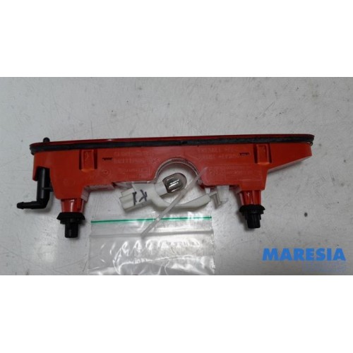 Peugeot - Partner - Extra Remlicht midden
