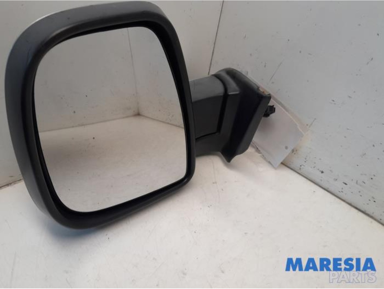 Peugeot - Partner - Wing mirror, left