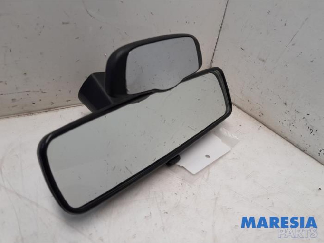 Peugeot - Partner - Rear view mirror
