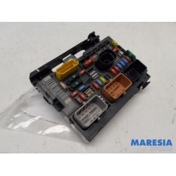 Peugeot - Partner - Fuse box