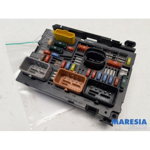 Peugeot - Partner - Fuse box