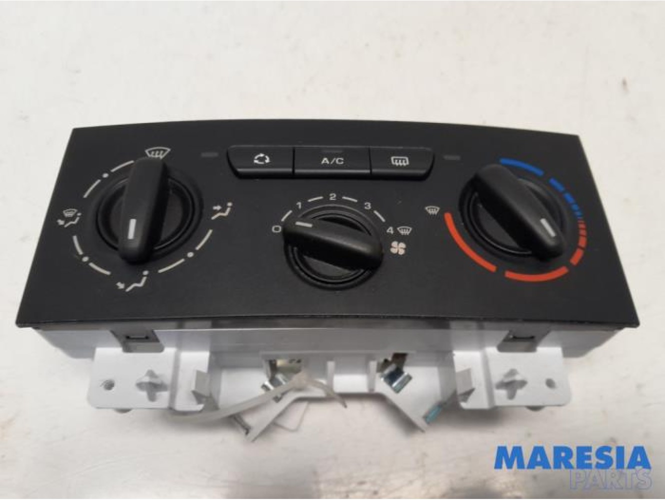 Peugeot - Partner - Heater control panel