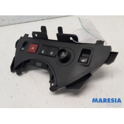 Peugeot - Partner - Panic lighting switch