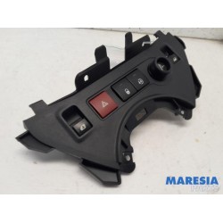 Peugeot - Partner - Panic lighting switch