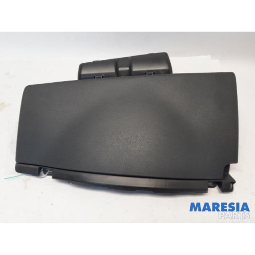 Peugeot - Partner - Dashboard part