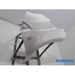 Peugeot - 107 - Front wing, right