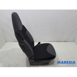 Peugeot - 107 - Seat, right