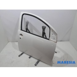 Peugeot - 107 - Front door 4-door, right