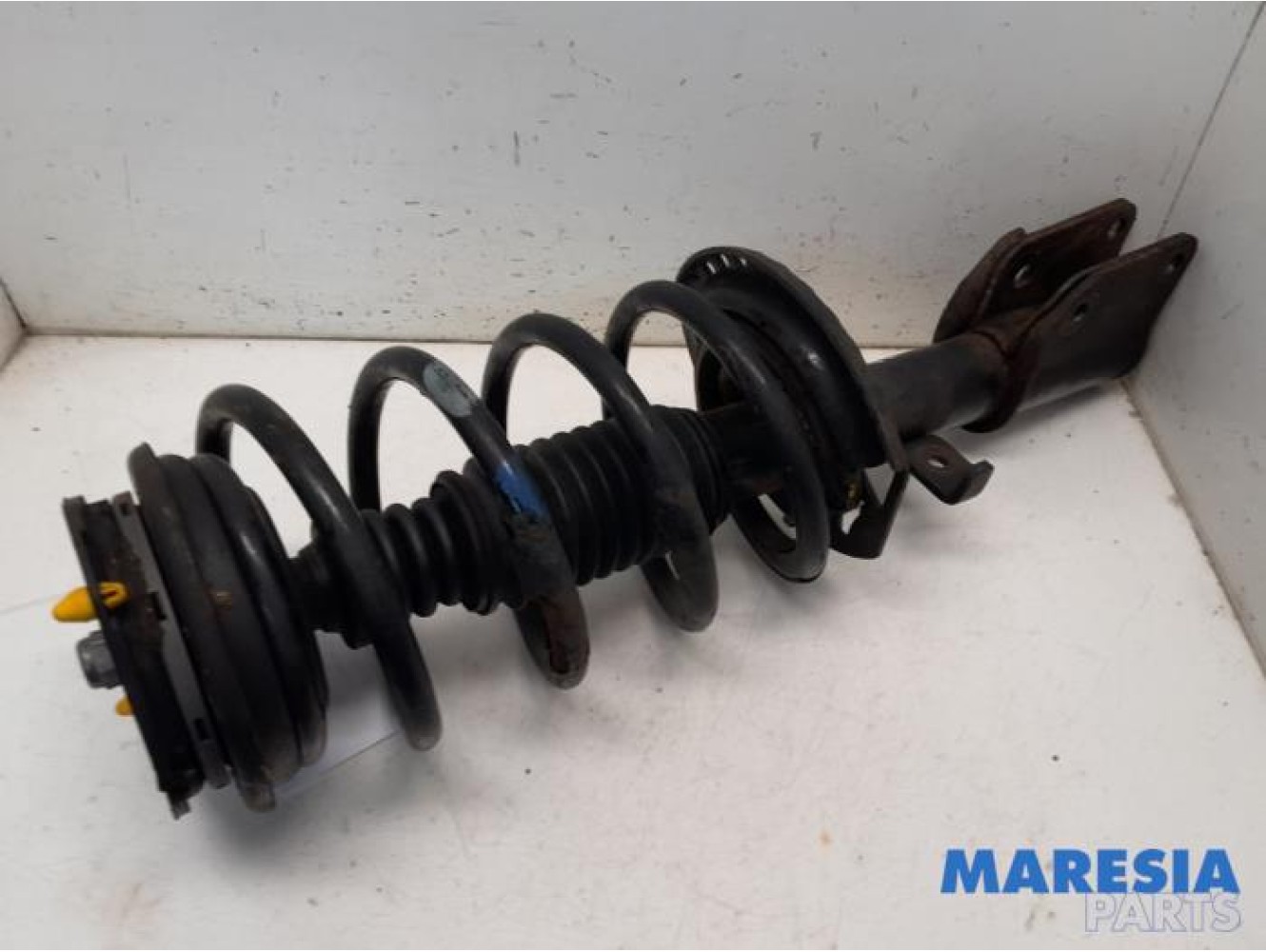 Renault - Espace - Front shock absorber rod, right