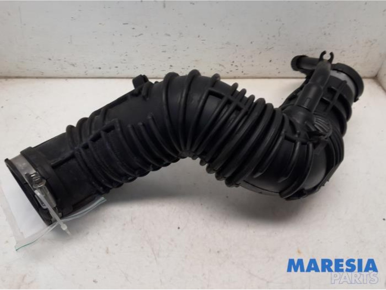 Renault - Espace - Air intake hose