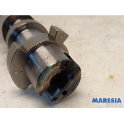 Fiat - Punto - Camshaft