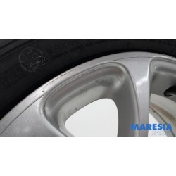 Renault - Twingo - Sportvelgenset + banden