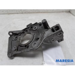 Citroen - C4 Grand Picasso - Stütze Dieselpumpe