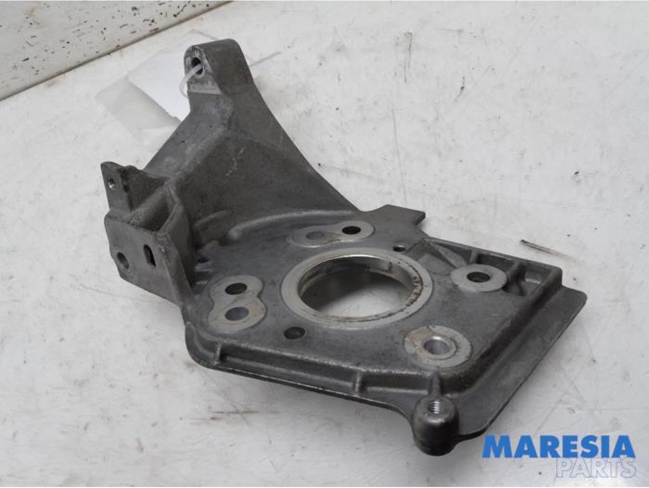 Citroen - C4 Grand Picasso - Stütze Dieselpumpe