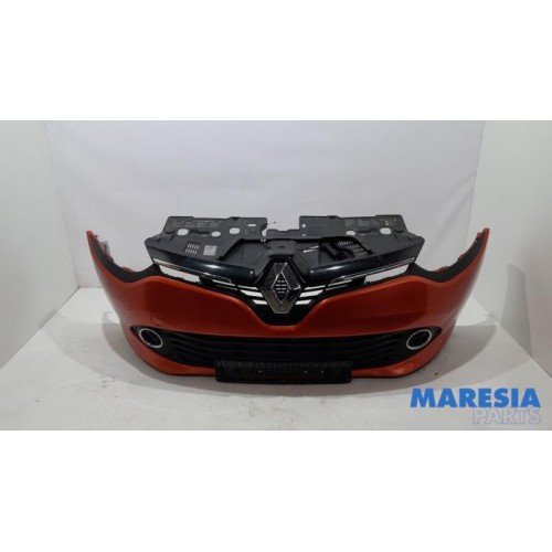 Renault - Clio - Pare-chocs avant