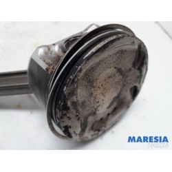Renault - Scenic - Connecting rod