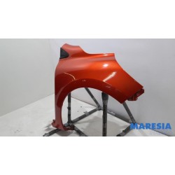 Renault - Clio - Front wing, right