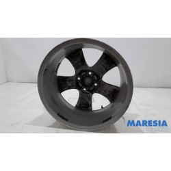 Renault - Clio - Wheel