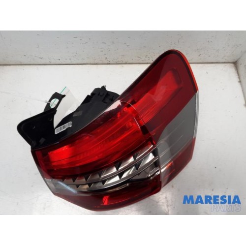 Citroen - C5 - Taillight, right