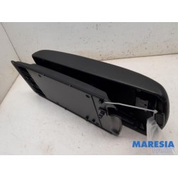 Citroen - C5 - Armrest