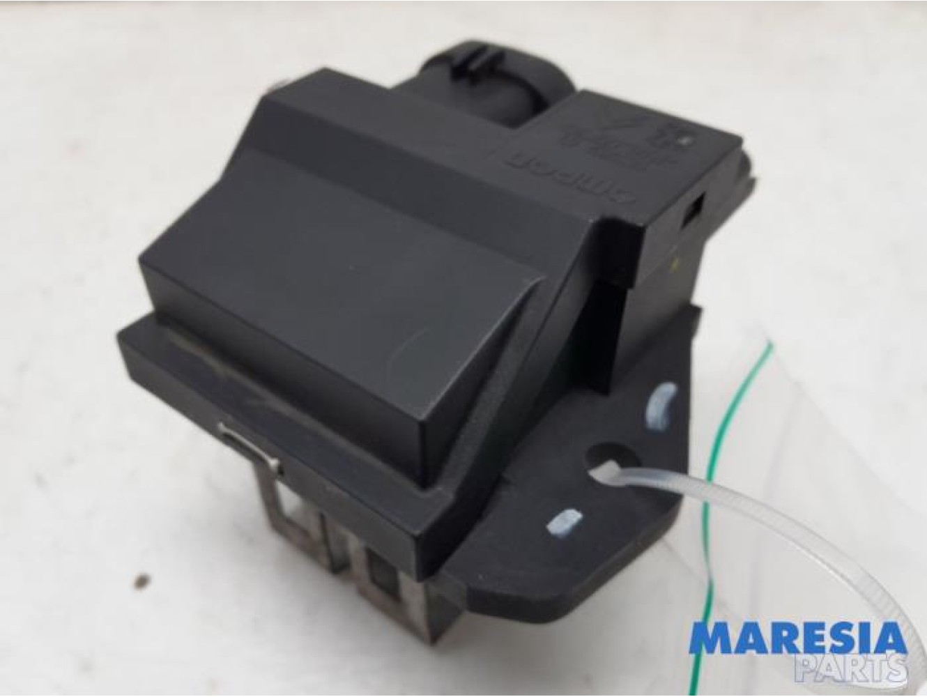 Citroen - C5 - Cooling fan resistor