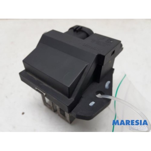 Citroen - C5 - Cooling fan resistor