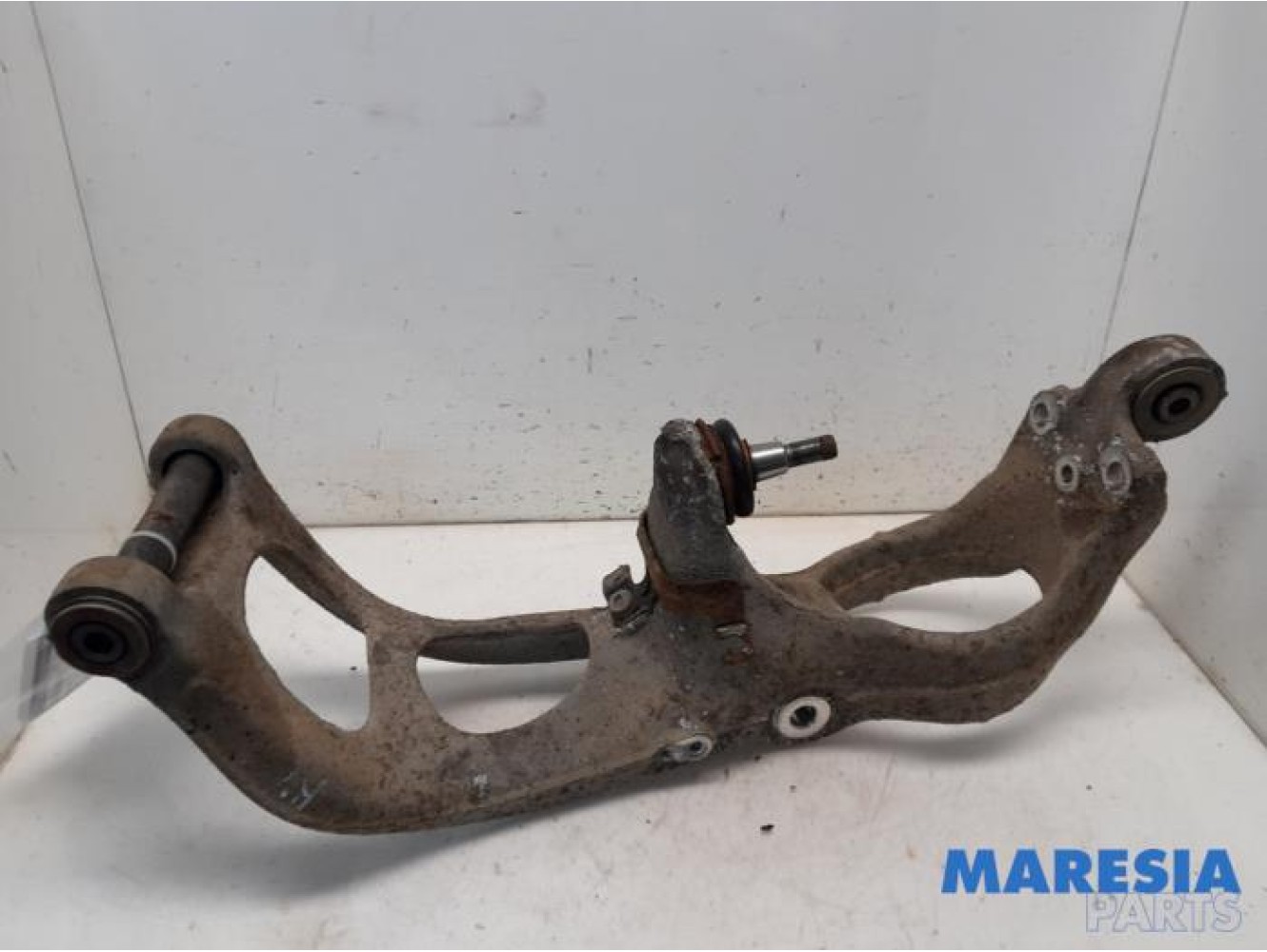 Citroen - C5 - Front wishbone, right