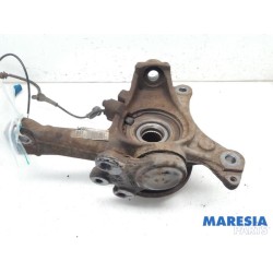 Citroen - C5 - Fusee links-voor