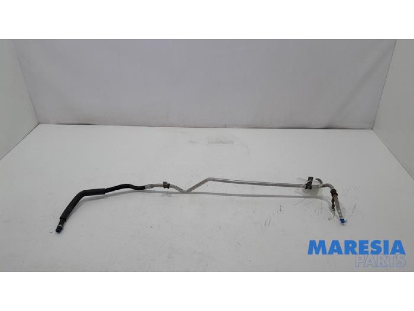 Citroen - C5 - Power steering line