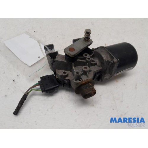 Citroen - C4 Cactus - Front wiper motor