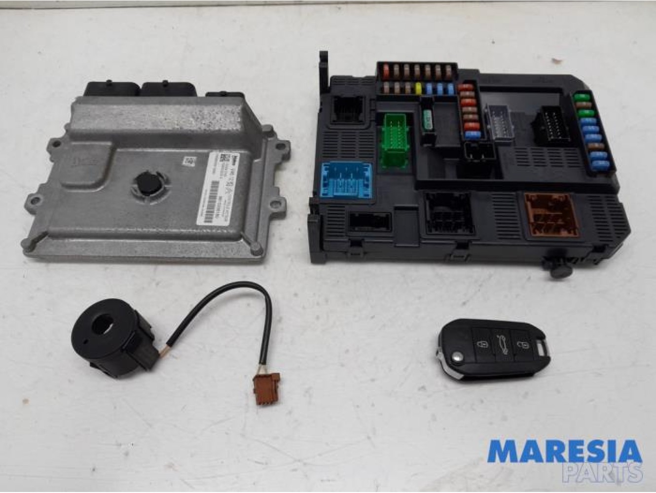 Citroen - C4 Cactus - Engine management computer