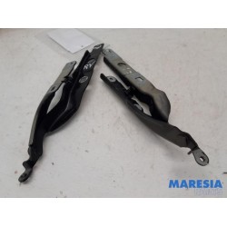 Citroen - C4 Cactus - Bonnet Hinge