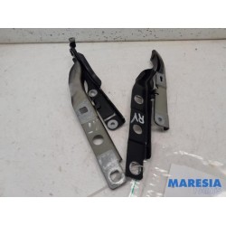Citroen - C4 Cactus - Bonnet Hinge