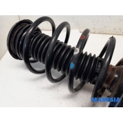 Citroen - C4 Cactus - Front shock absorber rod, left