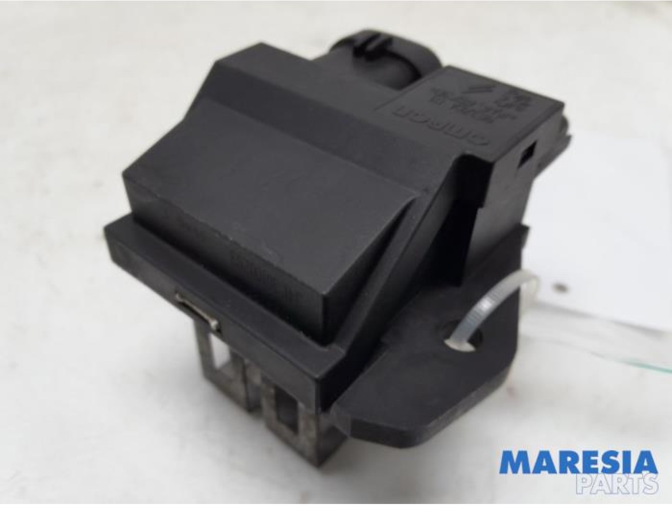 Citroen - C4 Cactus - Cooling fan resistor
