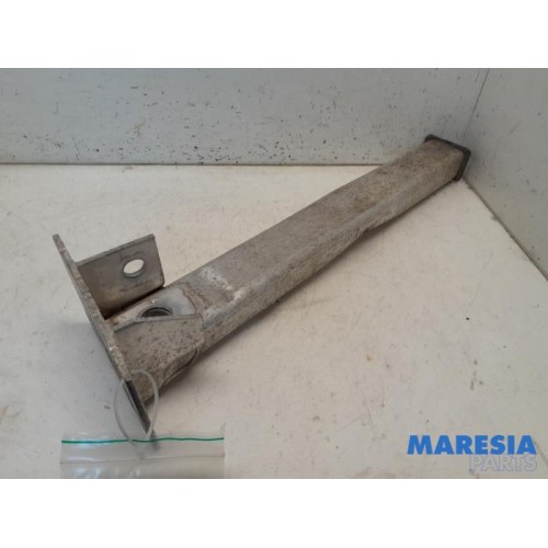 Peugeot - Partner - Front part support